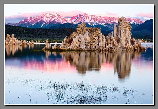 Mono Lake Tufa State Reserve, park, Lee Vining, California, sunrise, tufa, alpenglow, Eastern Sierra mountain range