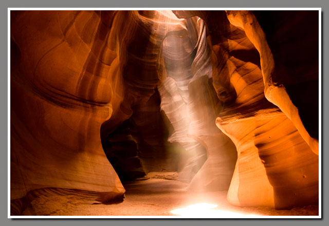 Upper Antelope Canyon, Arizona, slot canyon, Navajo, sandstone, Corkscrew canyon, Tse' bighanilini canyon